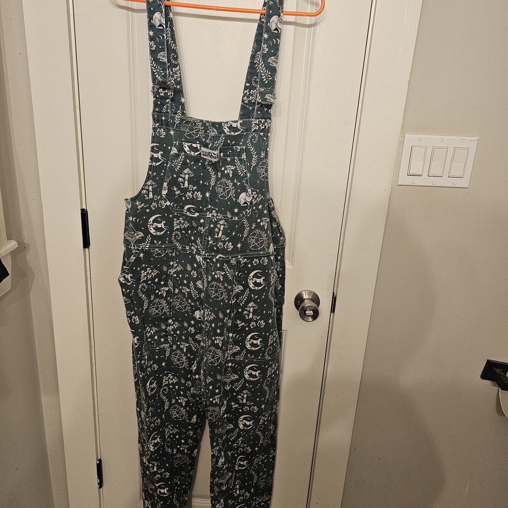 Stylish Green Overalls With Pagan Designs